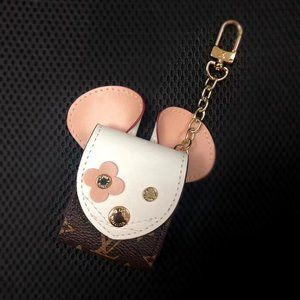 Airpods Gen 1 & 2 Mouse Style Case With Holder - White/Brown